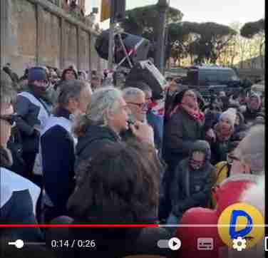 Grazie ai disobbedienti – Davide Tutino alla manifestazione