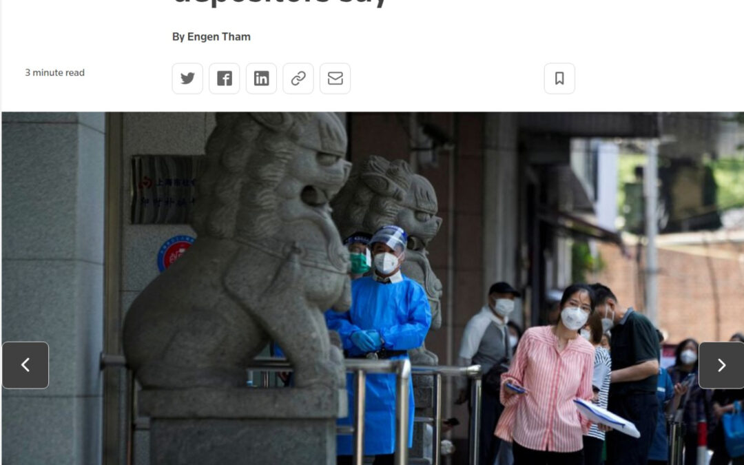 IL GREEN PASS È UNO STRUMENTO DI REPRESSIONE TOTALITARIA – In Cina si impedisce la protesta dei cittadini attraverso il lasciapassare sanitario.